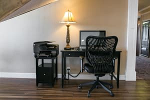 thumbnail: Business center