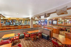 thumbnail: Bar (on property)