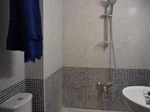 thumbnail: Bathroom shower