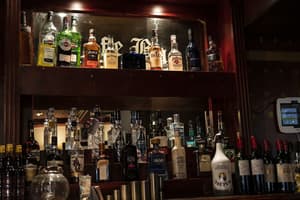 thumbnail: Bar (on property)