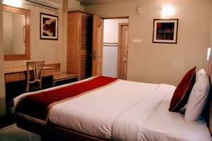 thumbnail: Room