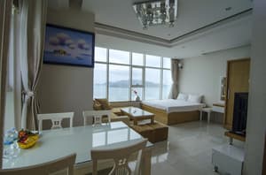 thumbnail: Living area