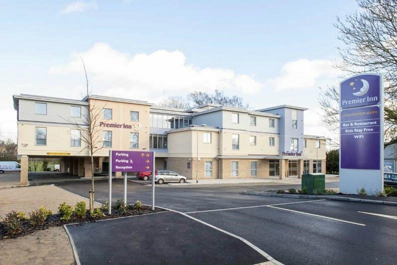 Premier Inn Witney 2