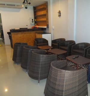 thumbnail: Lobby sitting area