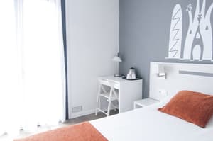thumbnail: Room amenity