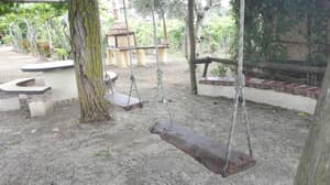thumbnail: BBQ/picnic area