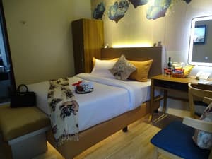 thumbnail: Room