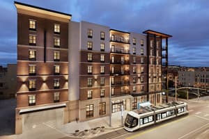 thumbnail: Exterior