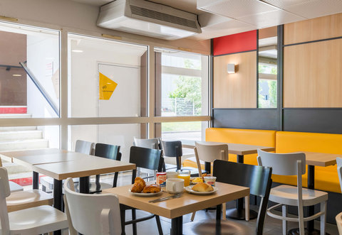 Hotel Auxerre Bourgogne Breakfast Room