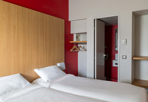 Hotel Auxerre Bourgogne Twin Room