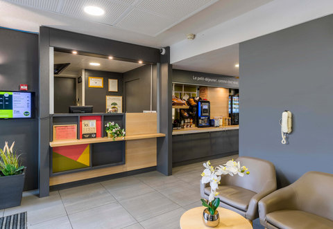 Hotel Auxerre Bourgogne Lobby