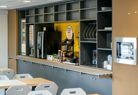 Hotel Bollene Breakfast Buffet