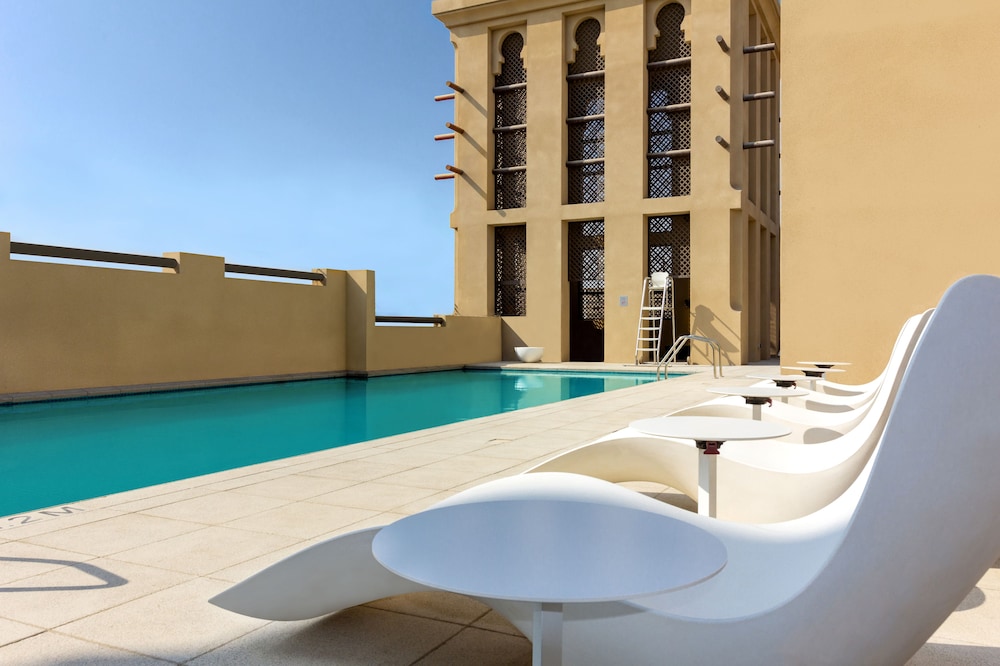 Sundeck