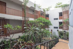 thumbnail: Exterior