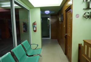 thumbnail: Lobby sitting area