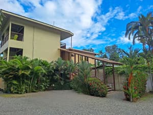 thumbnail: Front of property