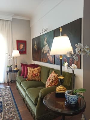 thumbnail: Interior detail