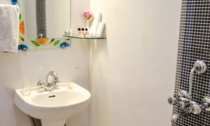 thumbnail: Bathroom