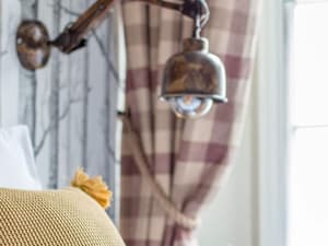 thumbnail: Interior detail