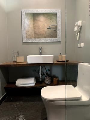 thumbnail: Bathroom