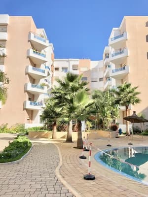 thumbnail: Outdoor pool