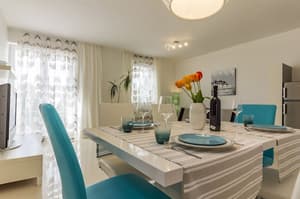 thumbnail: In-room dining