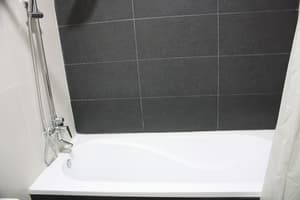 thumbnail: Bathroom shower