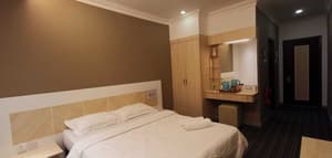 thumbnail: Room
