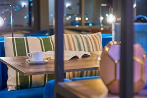 thumbnail: Restaurant