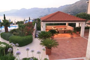 thumbnail: Terrace/patio