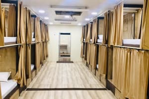 thumbnail: Interior