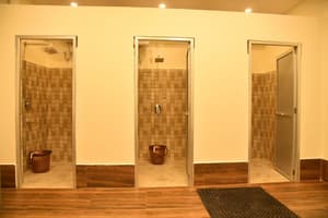 thumbnail: Bathroom shower