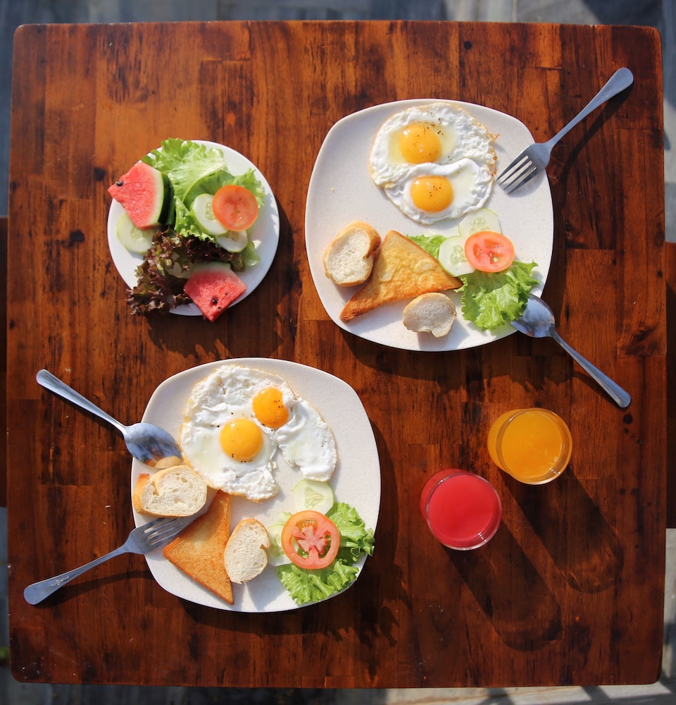 Breakfast meal