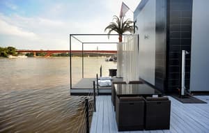 thumbnail: Balcony