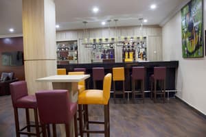thumbnail: Bar (on property)