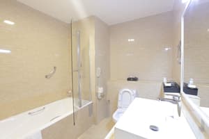 thumbnail: Bathroom