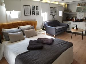 thumbnail: Living area