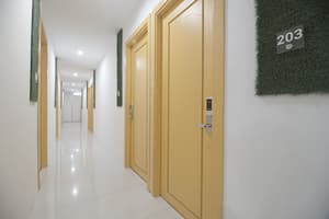 thumbnail: Hallway