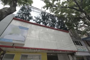thumbnail: Property entrance