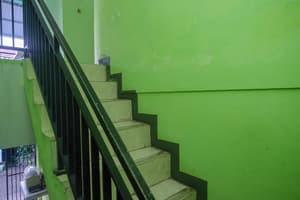 thumbnail: Staircase