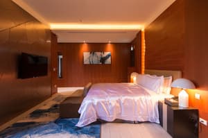 thumbnail: Room