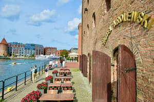 thumbnail: Exterior