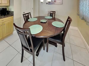 thumbnail: Dining