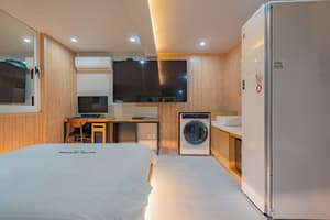 thumbnail: Interior detail