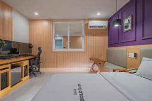 thumbnail: Room