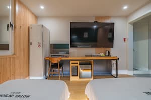thumbnail: Room