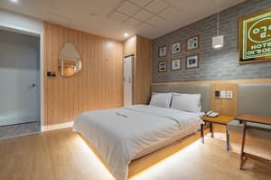 thumbnail: Room