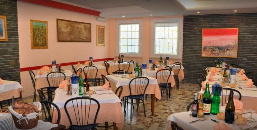 Restaurant-cafeteria