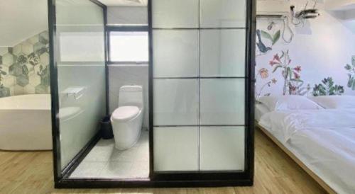 895882467.jpg
