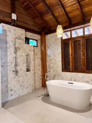 thumbnail: Bathroom